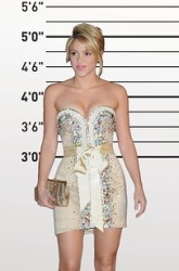 Shakira  5' 2"