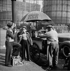 Hot dog stand 1947
