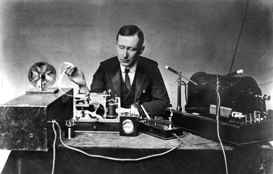Geeks of History: Guglielmo Marconi